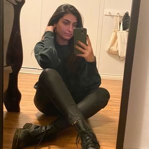 Meet your Posher, Natalie